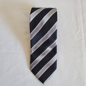 Bergamo New York Men's Tie Black & Silver Striped Hand Made 100% Polyester